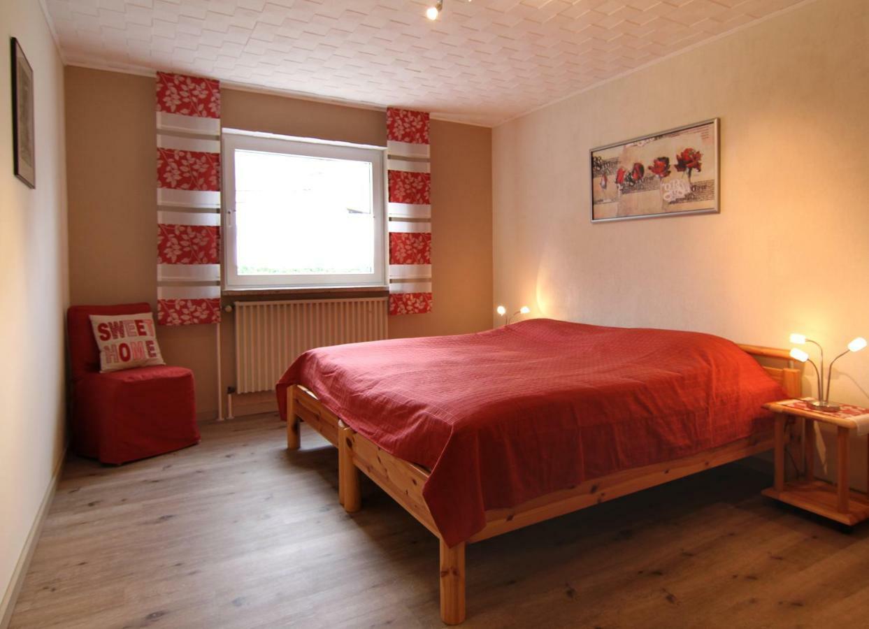 Ferienwohnung Firmenich Schwirzheim Esterno foto